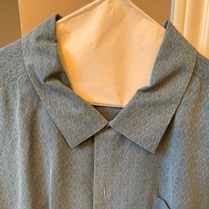 Tommy Bahama men’s silk shirt